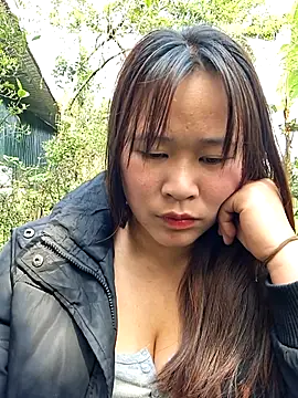 Snapshot of ALIENHR38 chatting on 03/18/26, 02:15 ALIENHR38 online show from 03/18/26, 02:15