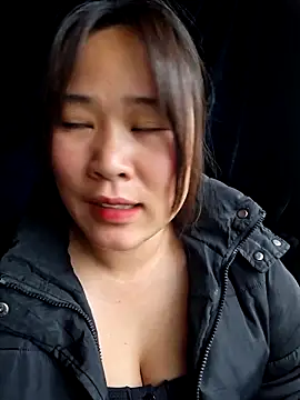 Snapshot of ALIENHR38 chatting on 03/22/26, 02:37 ALIENHR38 online show from 03/22/26, 02:37