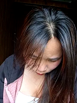 Snapshot of ALIENHR38 chatting on 04/01/26, 05:41 ALIENHR38 online show from 04/01/26, 05:41