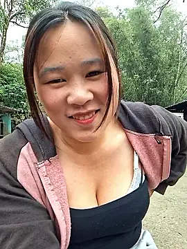 Snapshot of ALIENHR38 chatting on 04/24/26, 03:09 ALIENHR38 online show from 04/24/26, 03:09