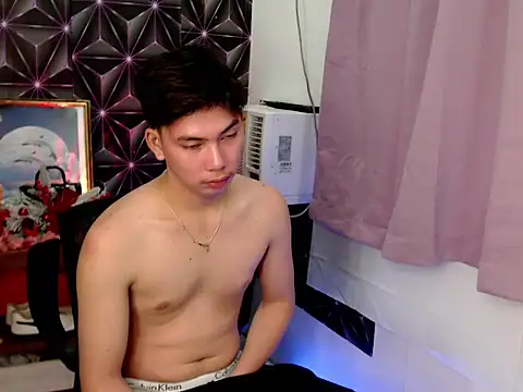 ursweet jade online show from 11/18/25, 10:52