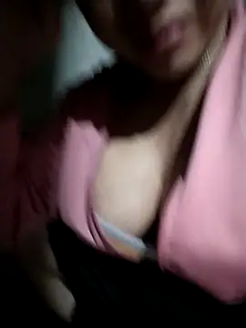 Snapshot of soope-00 chatting on 11/06/25, 09:37 soope-00 online show from 11/06/25, 09:37