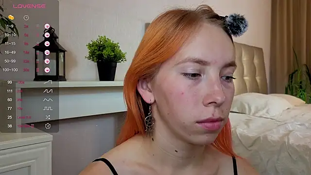 JuliannaWenger online show from 09/22/25, 04:31