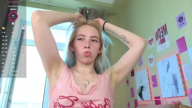 JuliannaWenger online show from 05/17/26, 06:22