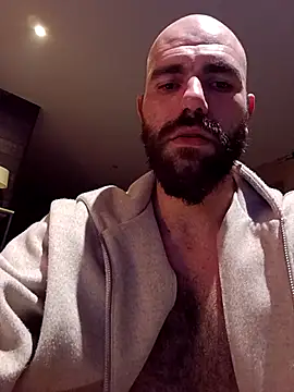 Snapshot of auvergine@xh chatting on 02/22/26, 01:07 auverginexh online show from 02/22/26, 01:07