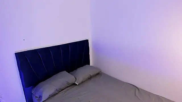 Snapshot of john_mystic chatting on 11/05/25, 02:44 john mystic online show from 11/05/25, 02:44