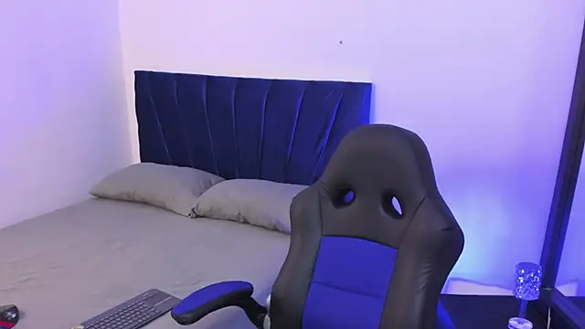 Snapshot of john_mystic chatting on 11/09/25, 05:39 john mystic online show from 11/09/25, 05:39