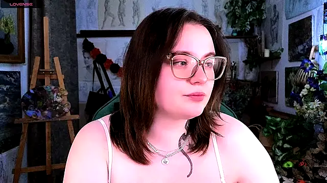 Snapshot of KatrinClark chatting on 10/07/25, 04:59 KatrinClark online show from 10/07/25, 04:59