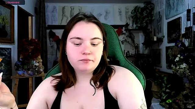 Snapshot of KatrinClark chatting on 10/21/25, 05:02 KatrinClark online show from 10/21/25, 05:02