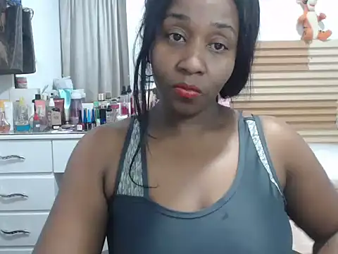 Snapshot of matilde_hot chatting on 03/21/26, 04:28 matilde hot online show from 03/21/26, 04:28