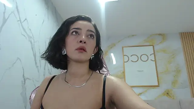 sara lopez s online show from 09/30/25, 01:38