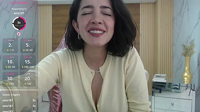 sara lopez s online show from 03/03/26, 01:50