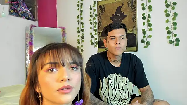 Snapshot of rosse_dredd chatting on 09/22/25, 12:01 rosse dredd online show from 09/22/25, 12:01