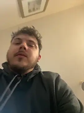 Snapshot of XXKieran chatting on 02/21/26, 02:29 XXKieran online show from 02/21/26, 02:29