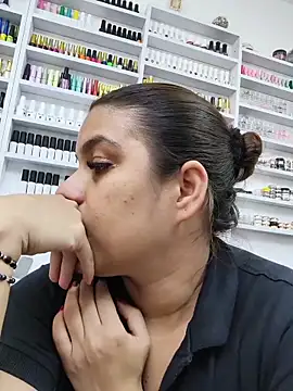 GabyMontenegro online show from 03/03/26, 05:52