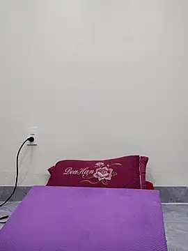 Lyly suri07 online show from 11/15/25, 04:47