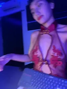 Amberdecolombia online show from 02/25/26, 04:22