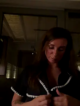 Justnani001 online show from 10/21/25, 09:37