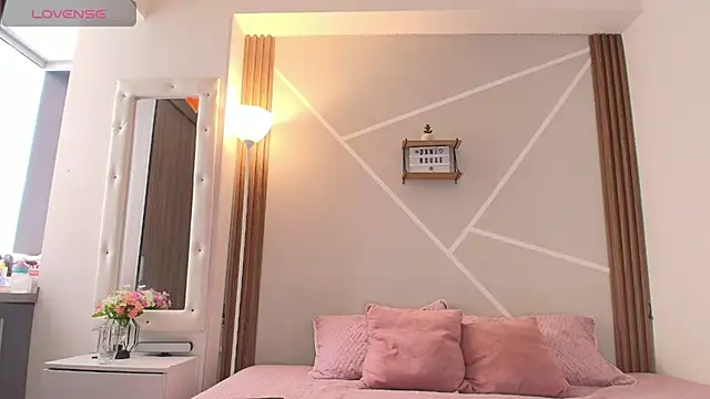 Snapshot of Little_ginger chatting on 09/26/25, 07:29 Little ginger online show from 09/26/25, 07:29