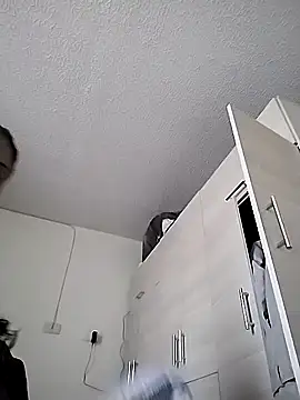 KittyHoleshot87 online show from 10/08/25, 01:53