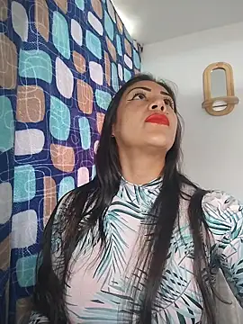 Snapshot of KittyHoleshot87 chatting on 01/19/26, 03:05 KittyHoleshot87 online show from 01/19/26, 03:05