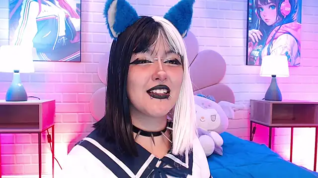 Snapshot of lil_candy77 chatting on 06/30/26, 12:06 lil candy77 online show from 06/30/26, 12:06