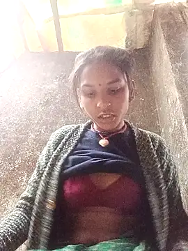 Idhika Jha online show from 12/03/25, 01:46