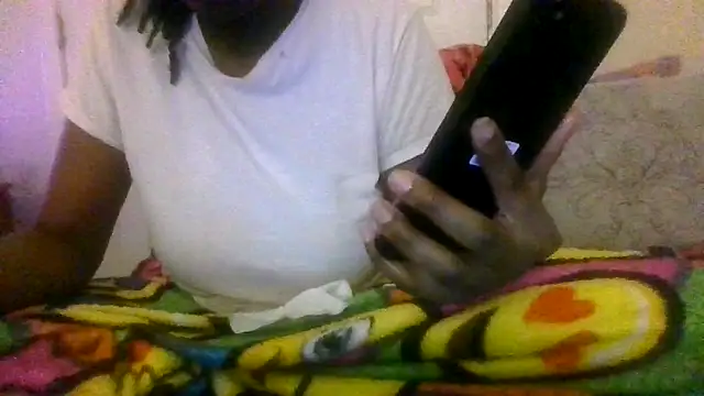 prettymaa online show from 10/29/25, 05:53