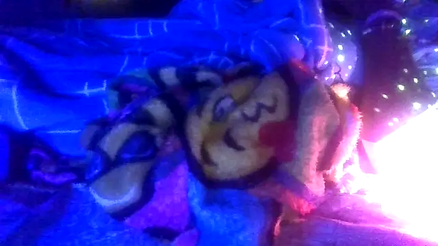 Snapshot of prettymaa chatting on 12/21/25, 05:14 prettymaa online show from 12/21/25, 05:14