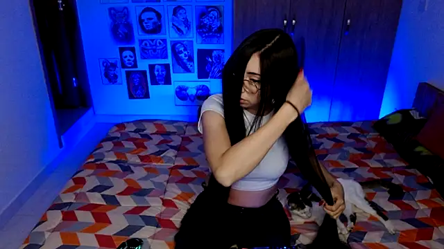 Snapshot of rachel_rosse11 chatting on 09/27/25, 11:43 rachel rosse11 online show from 09/27/25, 11:43