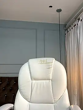 Valery kitty18 online show from 12/03/25, 11:52