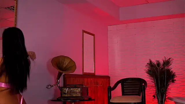 Snapshot of AishaaDevoe chatting on 12/02/25, 08:04 AishaaDevoe online show from 12/02/25, 08:04