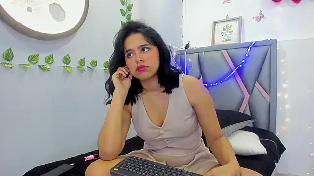 Sofia villareal online show from 02/26/26, 12:48