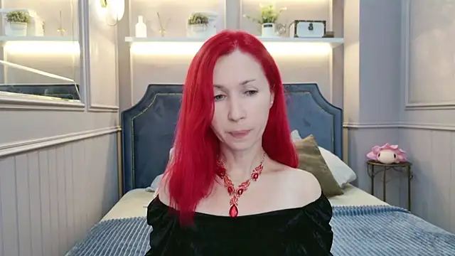 Sofia Lix online show from 11/17/25, 07:52