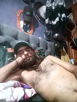 Snapshot of hairy_mannn chatting on 03/06/26, 04:25 hairy mannn online show from 03/06/26, 04:25