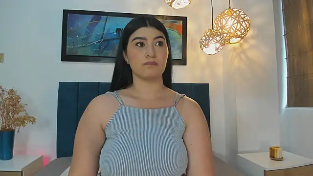 Snapshot of MaraRosenthal chatting on 09/19/25, 11:33 MaraRosenthal online show from 09/19/25, 11:33