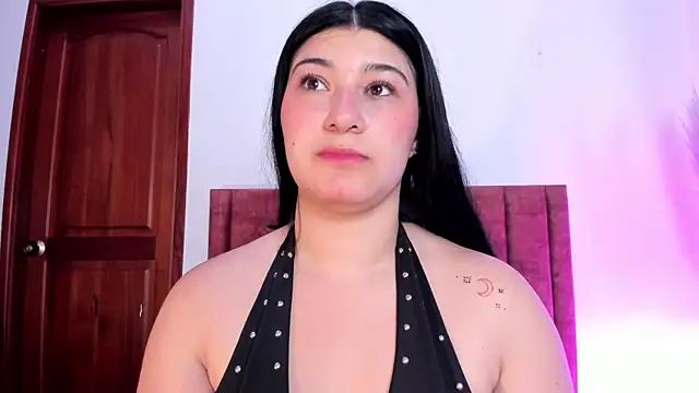 Snapshot of MaraRosenthal chatting on 09/24/25, 11:46 MaraRosenthal online show from 09/24/25, 11:46