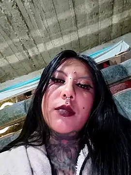 Snapshot of missashlyrosette chatting on 09/11/25, 02:33 missashlyrosette online show from 09/11/25, 02:33