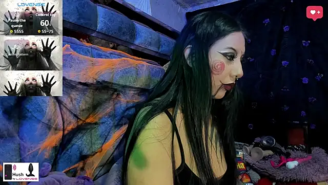 Snapshot of missashlyrosette chatting on 10/15/25, 04:34 missashlyrosette online show from 10/15/25, 04:34