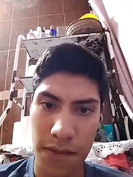 aispuro8505 online show from 09/17/25, 07:10