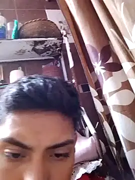 aispuro8505 online show from 09/29/25, 07:24