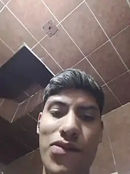 aispuro8505 online show from 02/06/26, 07:23