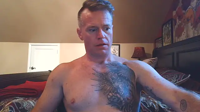 Snapshot of DILFiGuess11 chatting on 06/18/26, 11:14 DILFiGuess11 online show from 06/18/26, 11:14