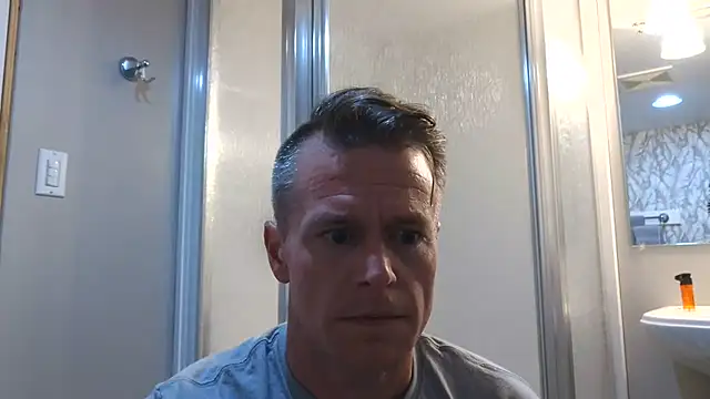 Snapshot of DILFiGuess11 chatting on 06/24/26, 11:53 DILFiGuess11 online show from 06/24/26, 11:53