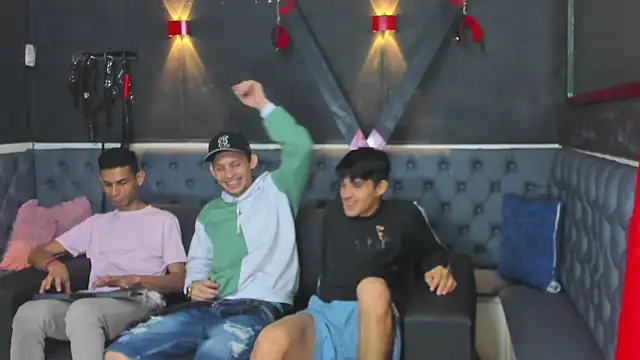 Golldens Dreamss online show from 11/19/25, 12:16