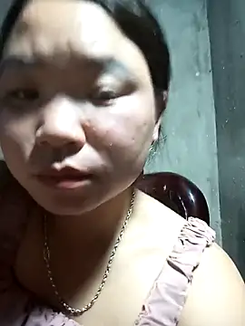 Snapshot of may-squirl chatting on 10/16/25, 01:01 may-squirl online show from 10/16/25, 01:01