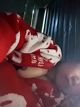 Snapshot of may-squirl chatting on 11/28/25, 11:40 may-squirl online show from 11/28/25, 11:40