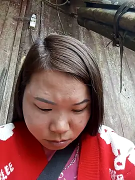 Snapshot of may-squirl chatting on 12/05/25, 08:23 may-squirl online show from 12/05/25, 08:23