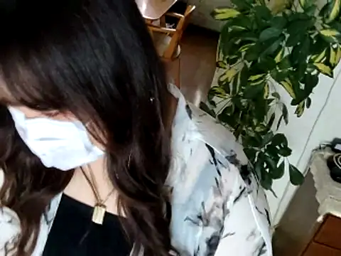 Snapshot of AYA_dayo chatting on 03/06/26, 01:35 AYA dayo online show from 03/06/26, 01:35