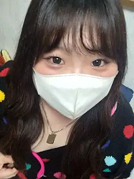 Snapshot of AYA_dayo chatting on 03/06/26, 01:40 AYA dayo online show from 03/06/26, 01:40